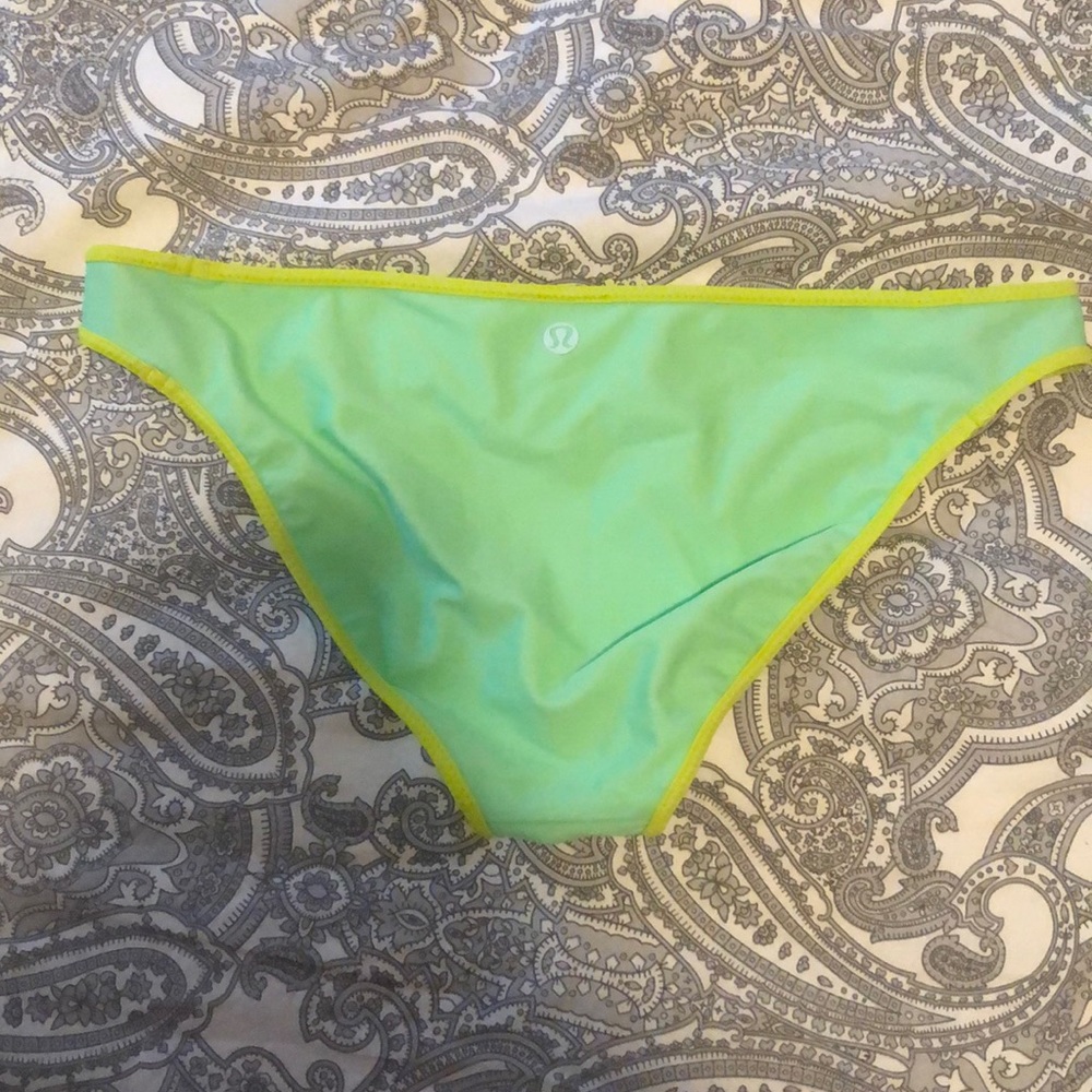 Reversible lululemon swim bottoms